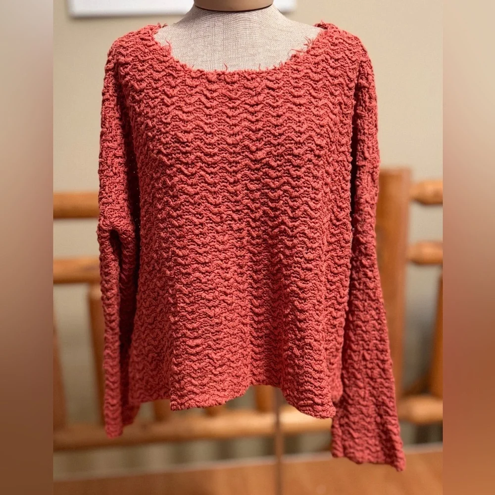 Free People Textured Wave Knit Sweater | Coral | M